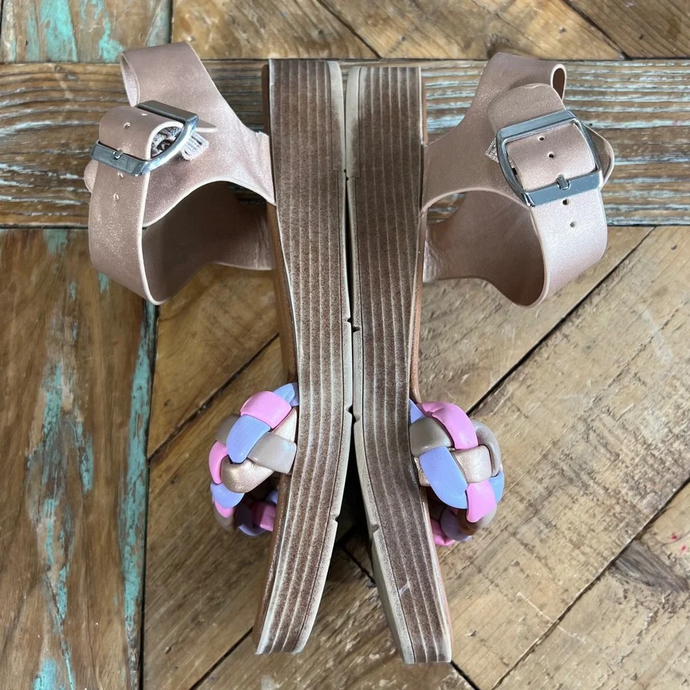 Steve Madden Girls Rose Gold Braided Strap Low Platform Wedge‎ Sandals Size 4